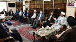دیدار رئیس منطقه 6 سازمان بازرسی با نماینده ولی فقیه در استان اصفهان
