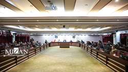 دکتر خدائیان پیشنهادات صاحب نظران اقتصادی را شنید/ واکاوی واقعیت‌هایی از اقتصاد و تورم/ انتقاد از عدم شفافیت در نظام مالیاتی/ تشکیل پرونده برای برخی از مسئولان به دلیل کوتاهی در صدور مجوزهای الکترونیکی