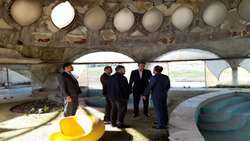 بازدید سرپرست معاونت فرهنگی و اجتماعی سازمان بازرسی کل کشور از کاخ مروارید و کاروانسرای شاه عباسی کرج/ تماس تلفنی دکتر مسعودی با قائم مقام وزارت میراث فرهنگی به منظور تسریع در رفع مشکلات این دو اثر تاریخی