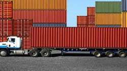 منطقه ویژه اقتصادی سیرجان مورد بازدید قرار گرفت/ صدور دستوراتی برای تعیین تکلیف 26 کانتینر
