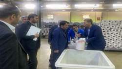 رئیس دفتر بازرسی امور ویژه سازمان بازرسی از برجسته ترین کارخانه صادرکننده قالی به آسیا بازدید کرد/قول مساعد برای پیگیری مشکلات کارخانه