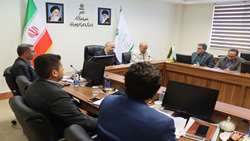 بررسی موانع مرتبط با عدم تأمین منابع مالی واحدهای تولیدی مستقر در محدوده منطقه آزاد ماکو/ لزوم استقرار شعب تمام ارزی مستقل بانک‌های عامل در این منطقه