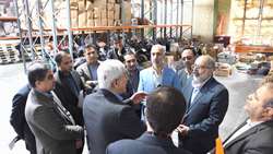 بازدید بازرس کل استان فارس از انبار اموال تملیکی شیراز/ ماموریت به بازرس امور اقتصادی برای نظارت مستمر  تا تعیین تکلیف کالاها/ تاکید بر ارزش گذاری دقیق کالاها 