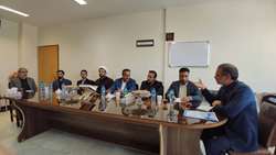 بازدید رئیس سازمان بازرسی از دادگستری شهرستان کیار/ دکتر خدائیان با قضات و کارکنان دیدار کرد