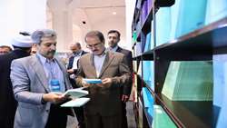 بازدید رئیس سازمان بازرسی از نمایشگاه کتاب/ دعوت از نخبگان برای کمک به این نهاد نظارتی در تدوین کتب در حوزه سلامت اداری و مبارزه با فساد 