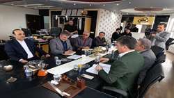 بازدید بازرس کل قضایی اردبیل از شرکت تولیدی رنگ و رزین سفیر