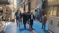 بازدید رئیس منطقه ۶ سازمان بازرسی کل کشور از شرکت کویر مقوای اردستان