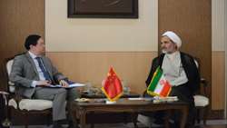 از تبادل تجربه با آمبودزمان چین در زمینه مبارزه با فساد استقبال می‌کنیم