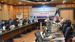 باید نظارت بر تولید، توزیع و قیمت‌گذاری اقلام بهداشتی استمرار داشته باشد تا شاهد کاسبان بحران کرونا نباشیم/ اگرچه باید به معیشت توجه کرد، اما اولویت اول باید سلامت مردم باشد